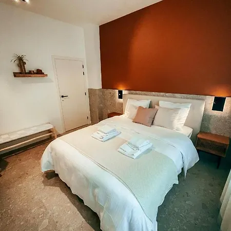 Maison D'arnaud Homestay Ghent